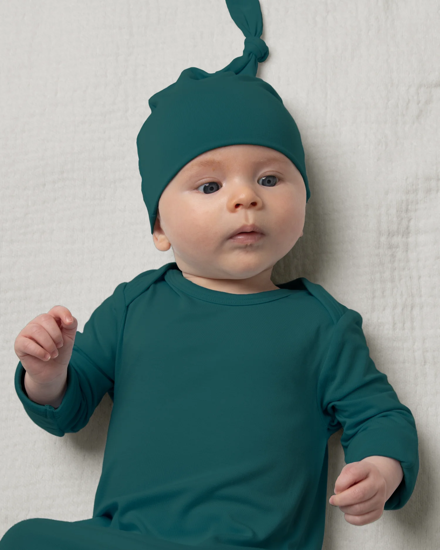 Bamboo Knotted Baby Gown & Hat | Evergreen - Image 2
