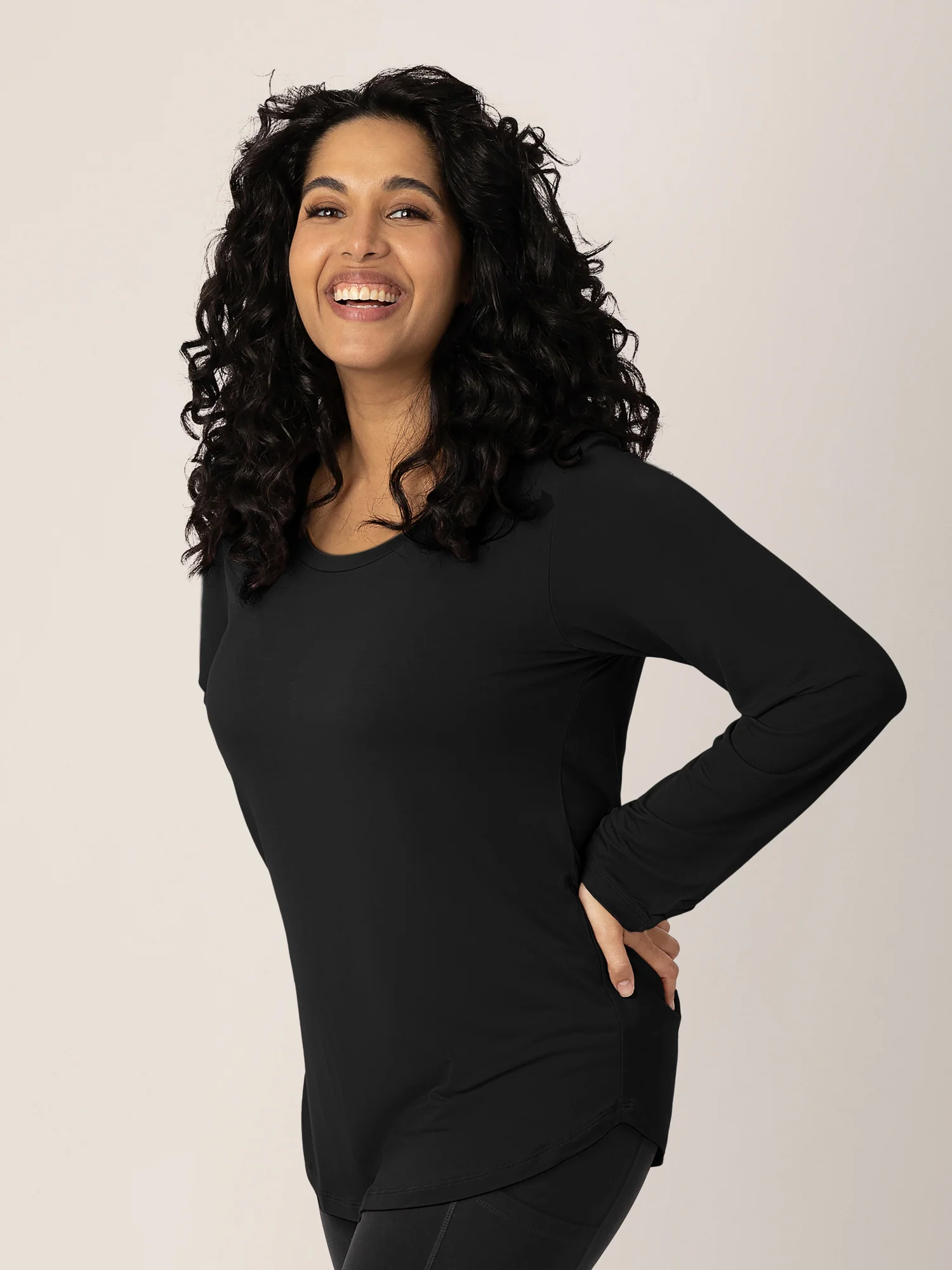 Bamboo Nursing Long Sleeve T-shirt Two-Pack | Black & Grey Heather - Image 2