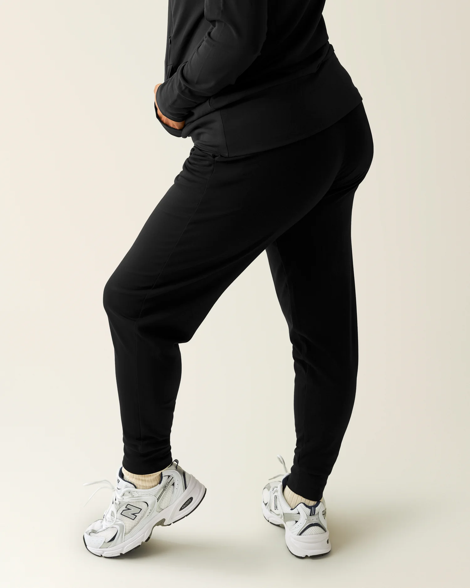 Brushed Bamboo Maternity & Postpartum Jogger | Black - Image 4