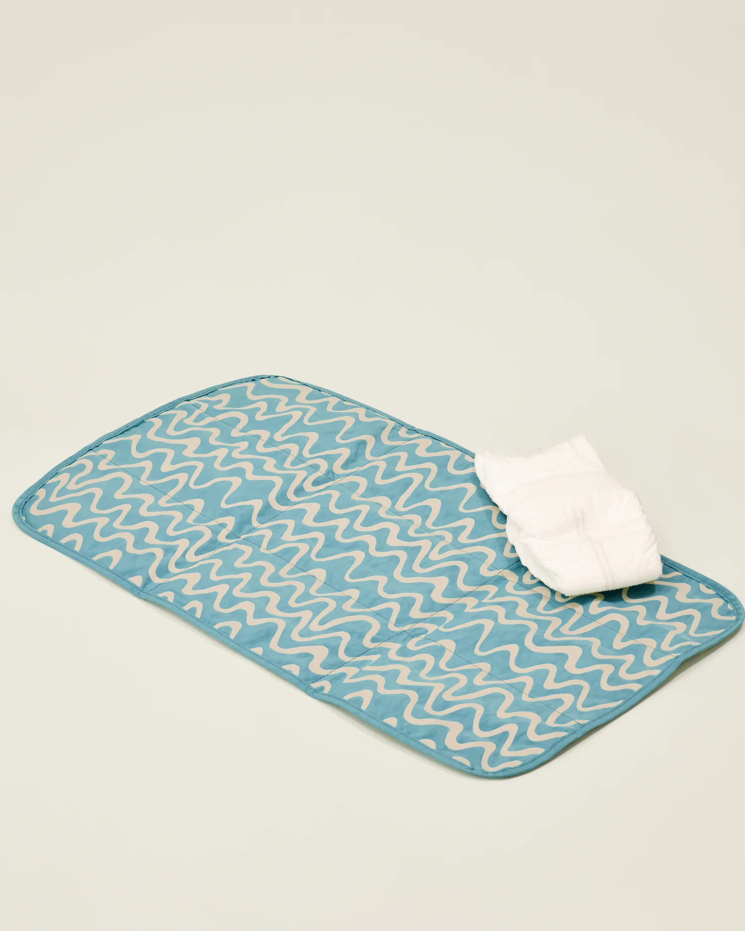 Quick Change Kit Bag | Ocean Waves - Image 5
