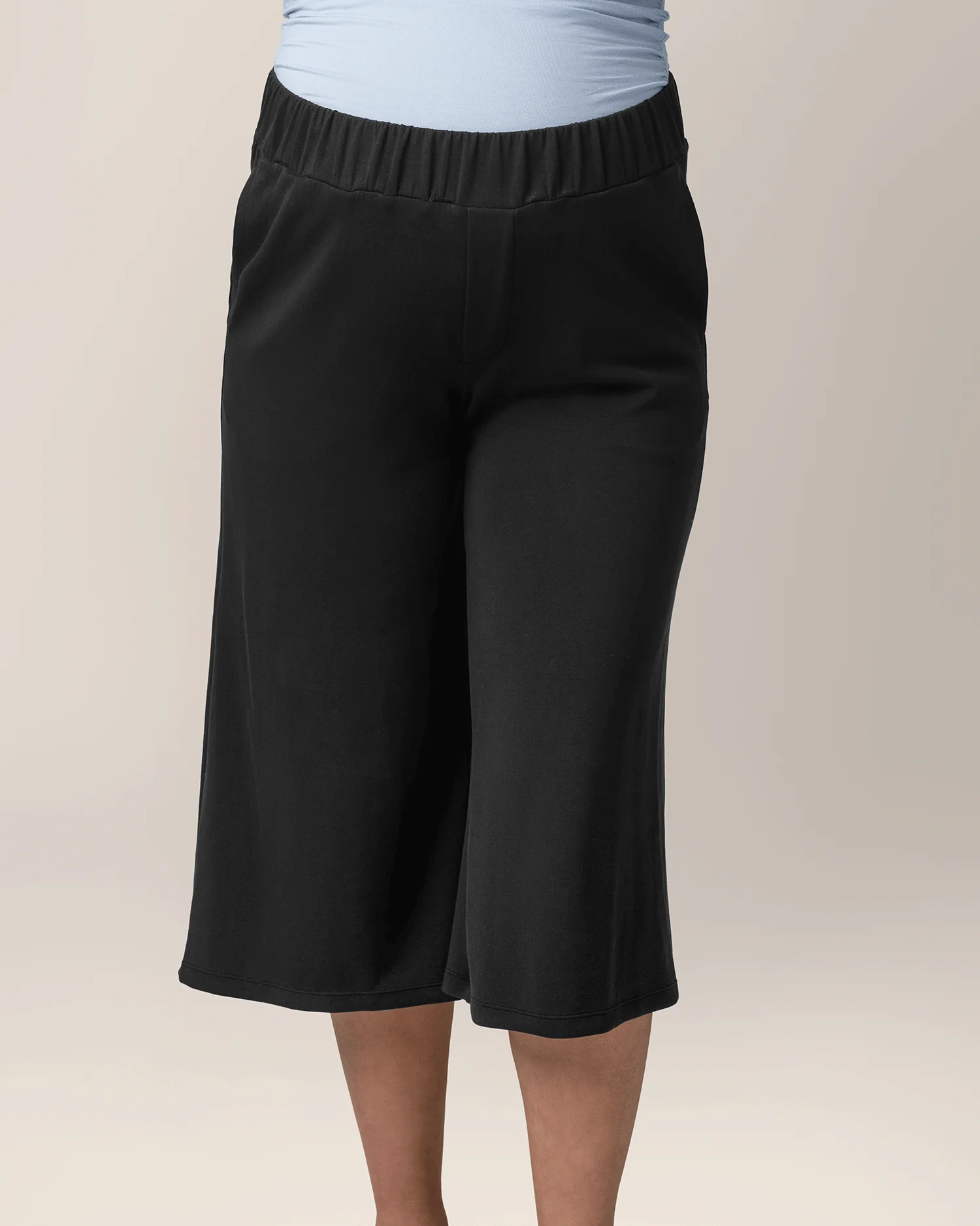 Evie Maternity & Postpartum Pull-On Cropped Pant | Black - Image 5