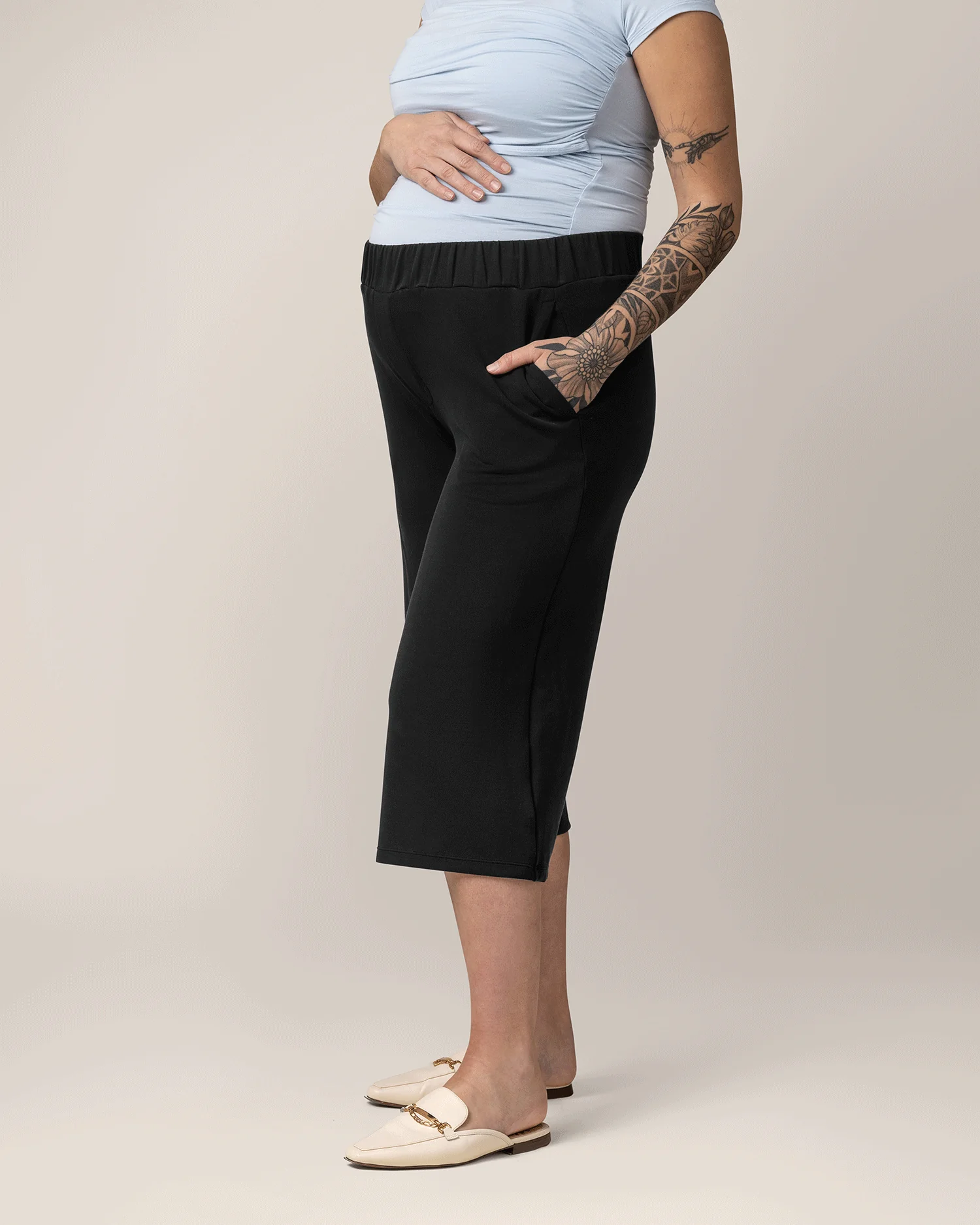 Evie Maternity & Postpartum Pull-On Cropped Pant | Black - Image 6