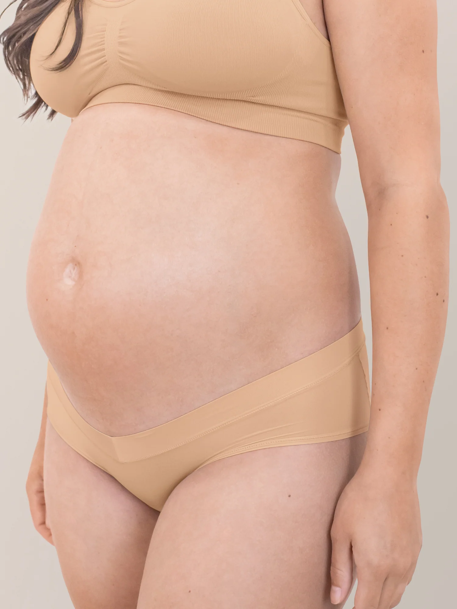 Grow with Me™ Maternity & Postpartum Hipster | Beige - Image 3