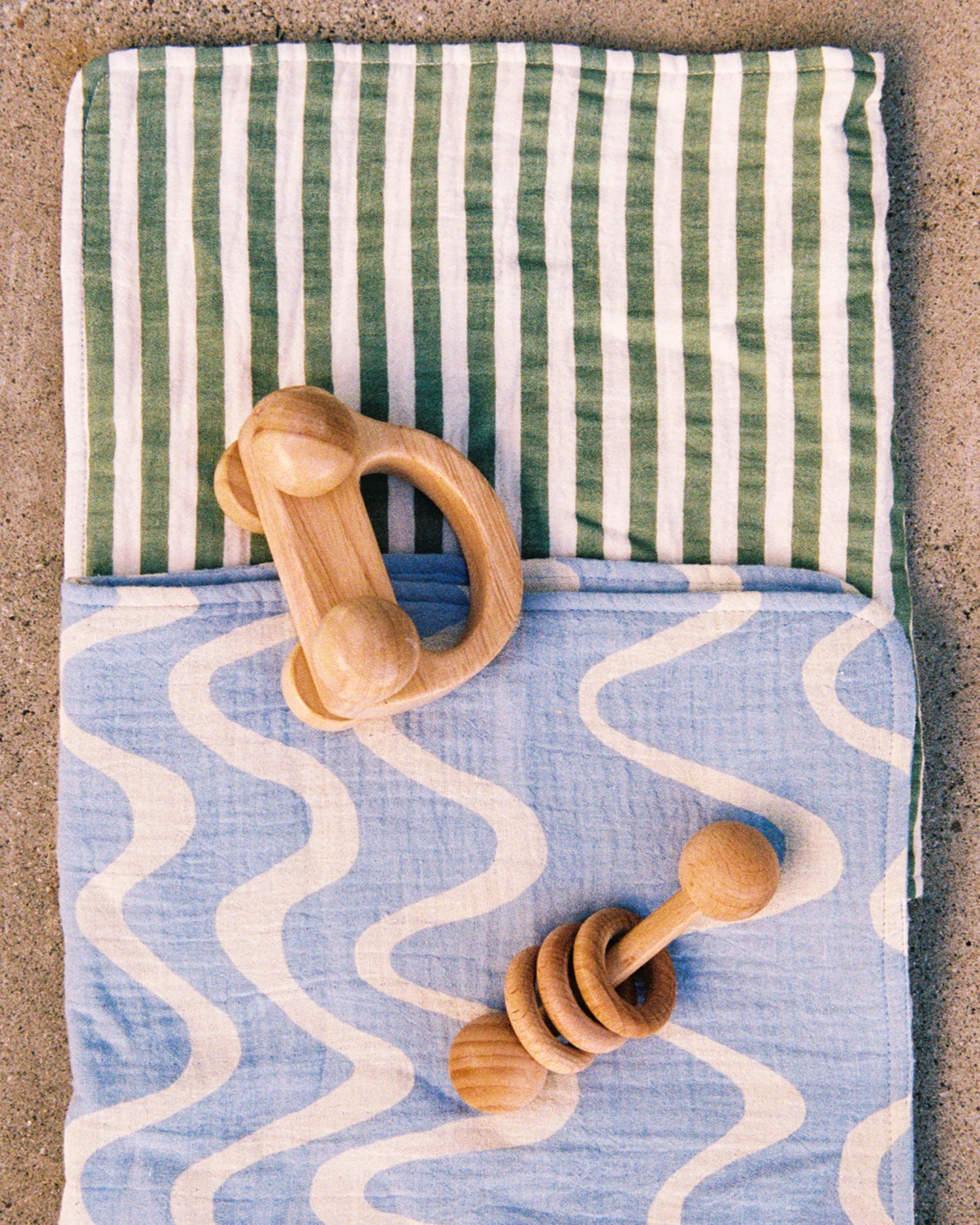 Organic Muslin Burp Cloth (Three-Pack) | Blue Waves - Image 5