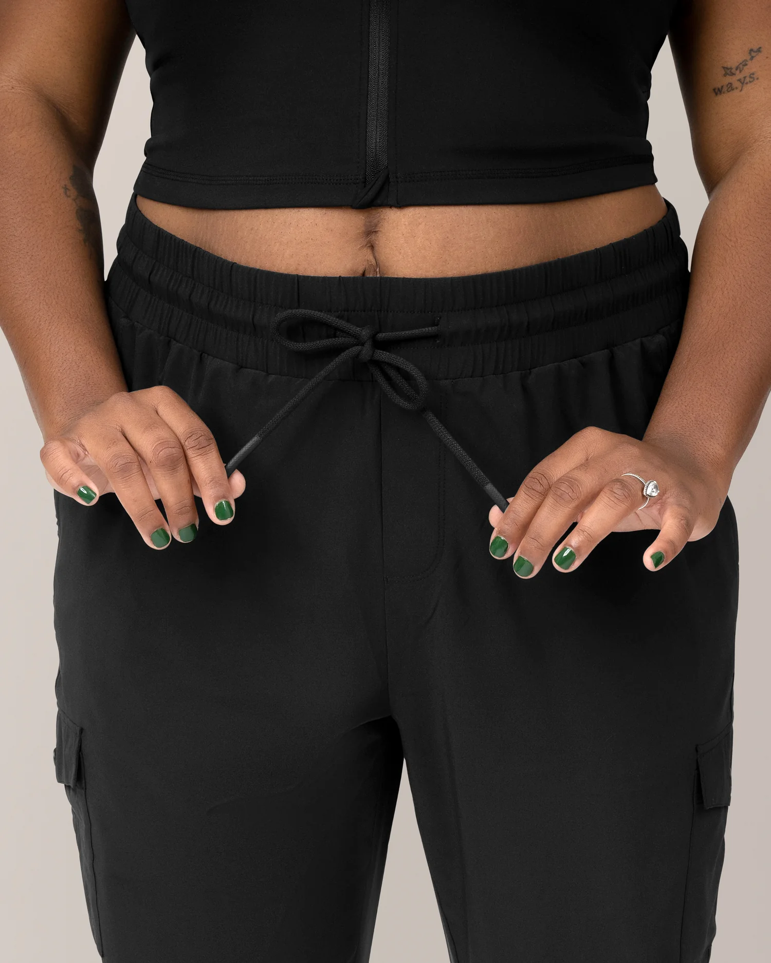 Remy Maternity & Postpartum Cargo Jogger | Black - Image 6